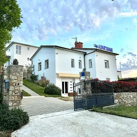 Ena Near Rovinj Sorici